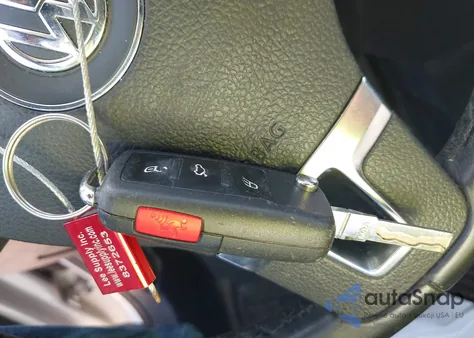 2012 Volkswagen Jetta 2.5L Se z USA, uszkodzony, nr VIN 3VWDX7AJ4CM313435